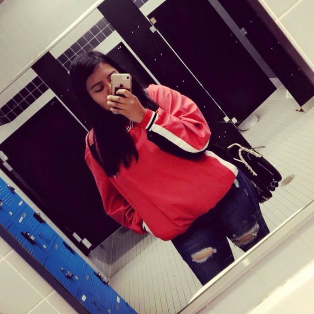 Meet your Posher, Dora